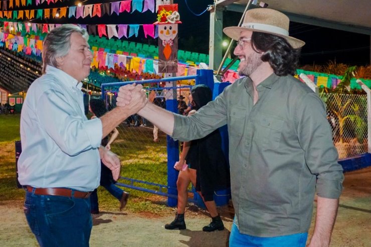 Caravina prestigia abertura da Festa do Sereno e destaca investimentos em Batayporã