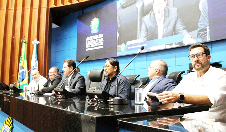 Evento debateu questões recorrentes sobre a cadeia produtiva do leite