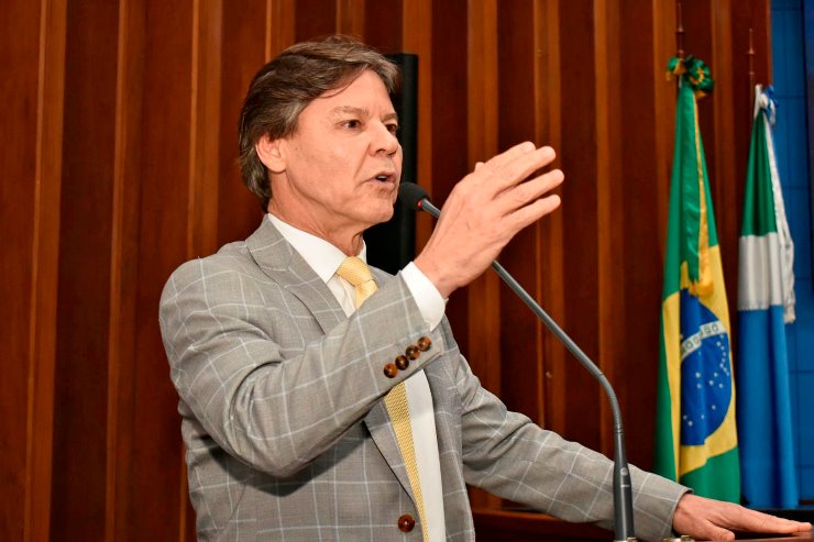 Deputado Paulo Duarte lamenta acidente que matou duas pessoas e deixou uma criança gravemente ferida na BR-262