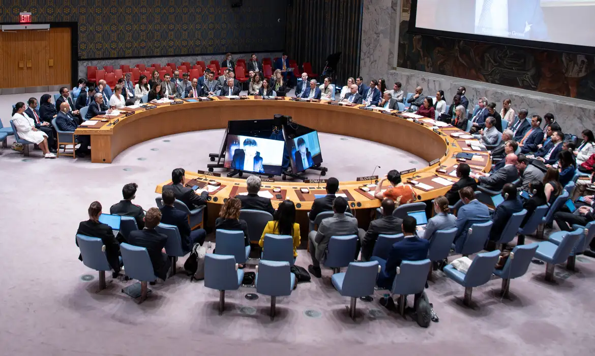 Irã e Israel trocam acusações na ONU e reafirmam direito à defesa