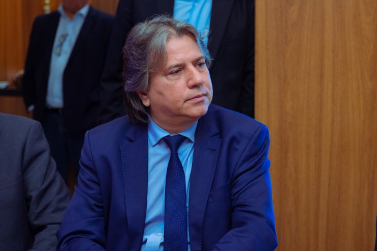O deputado estadual Caravina