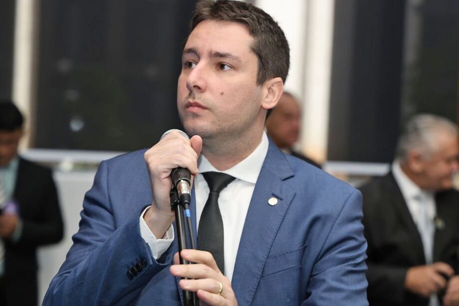 João Henrique apresentou matéria que assegura os direitos do consumidor de energia elétrica
