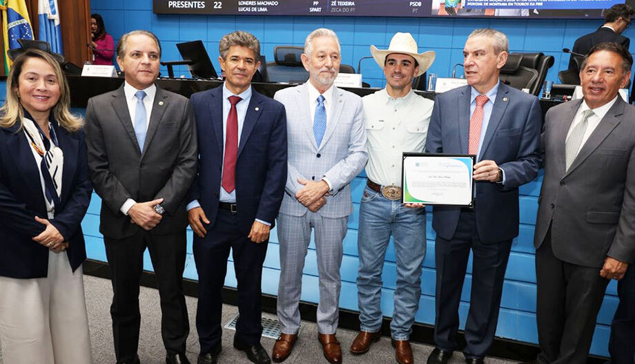 José Vitor Leme Batista, natural de Ribas do Rio Pardo, foi homenageado pela ALEMS com moção de congratulação