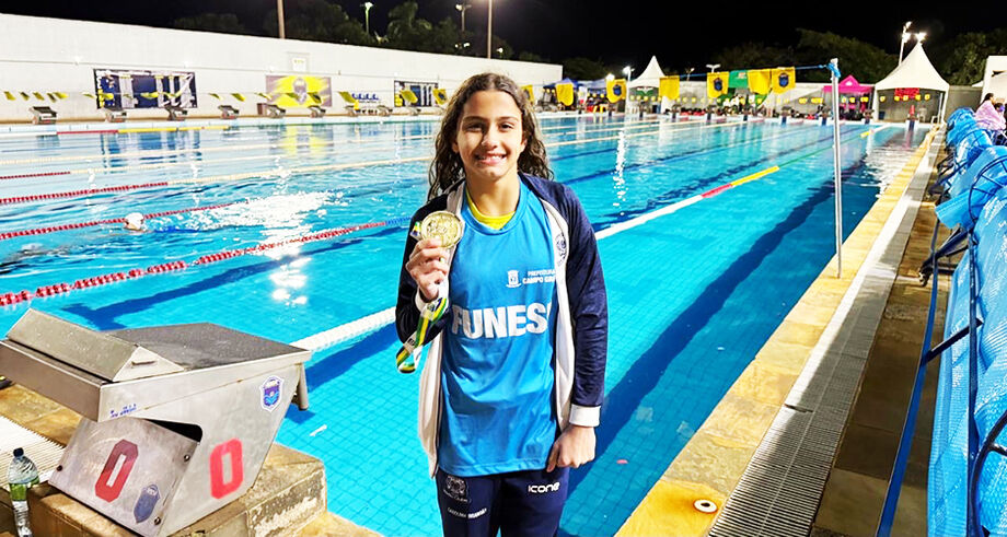 Carolina Morcelli, de Campo Grande, comemora vitórias no Campeonato Brasileiro Infantil de Inverno, em Bauru