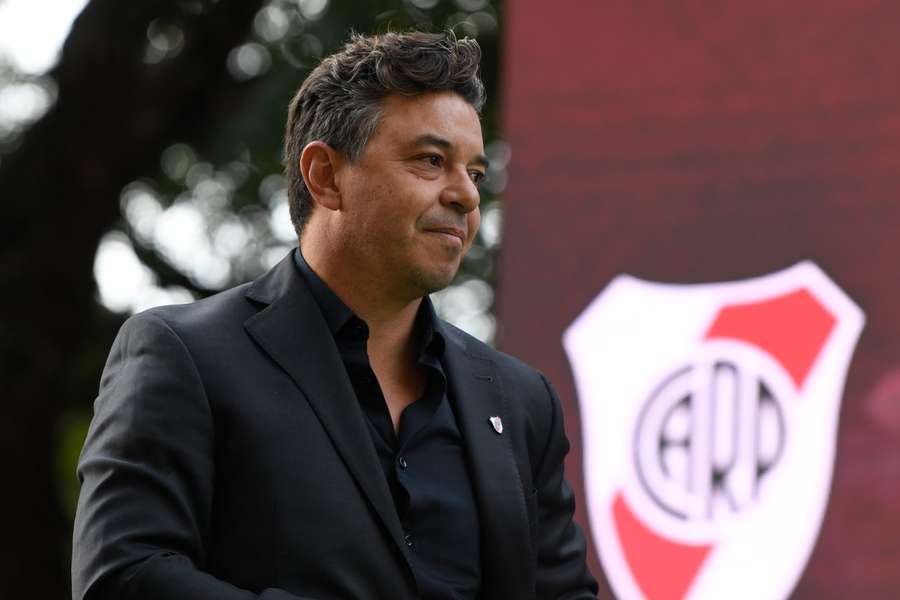 O técnico Marcelo Gallardo
