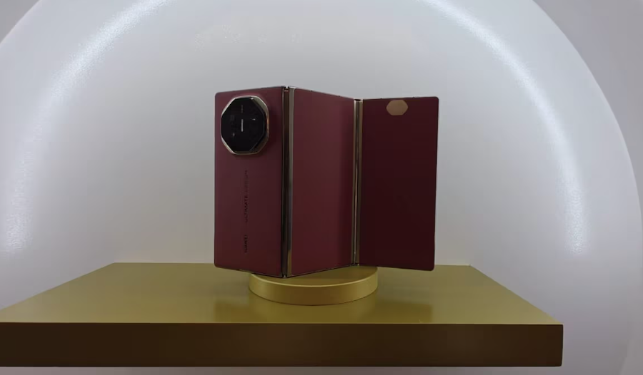 Huawei Mate XT foi lançado no Brasil na última semana.