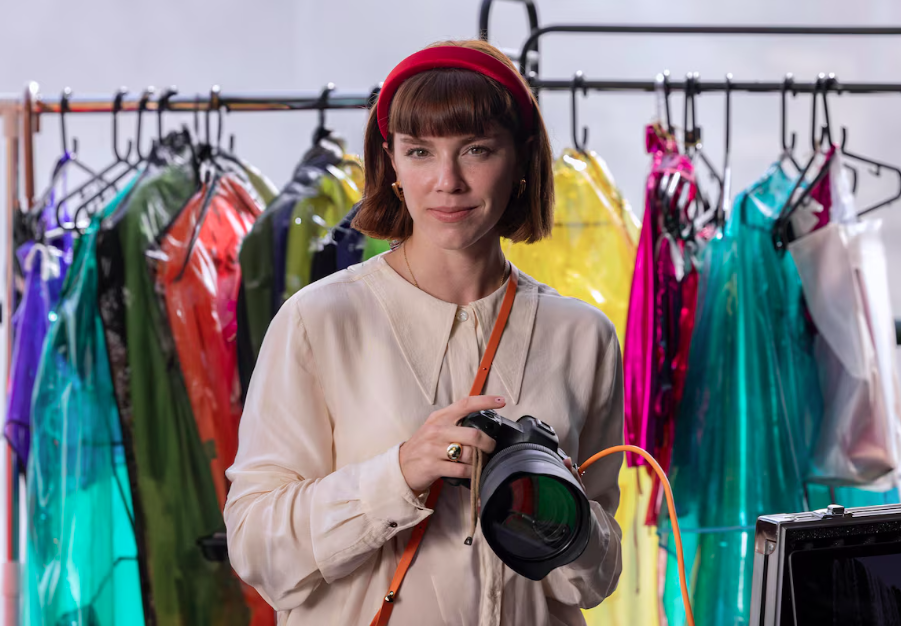 Alice Wegmann interpreta Solange Duprat em 'Vale Tudo'.