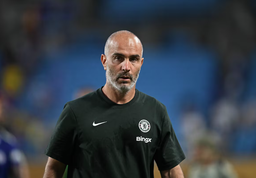 Enzo Maresca critica longas paralisações de jogos nos EUA.