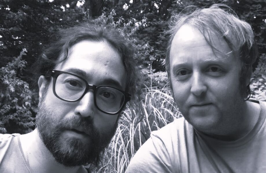 Sean Ono Lennon e James McCartney, filhos de John e Paul