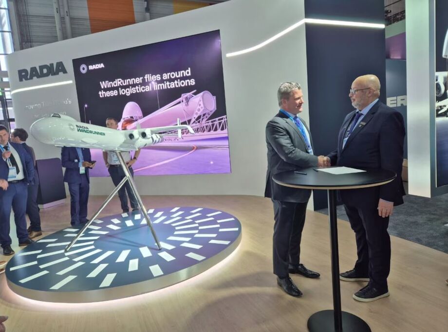 Akaer, de São José dos Campos (SP), fechou parceria com a empresa norte-americana Radia para desenvolver cabine de comando do WindRunner, maior avião cargueiro do mundo.