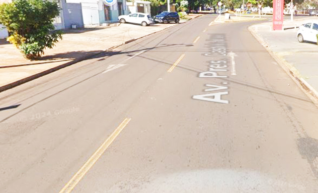 A operação aconteceu também na Avenida Castelo Branco em Campo Grande. Motociclista sem CNH foge da PM em Campo Grande e é preso após perseguição que durou vários minutos