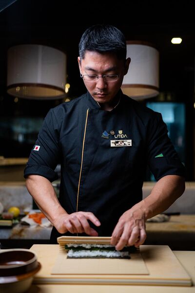 O chef douradense William Utida, dono do Utida Sushi Bar