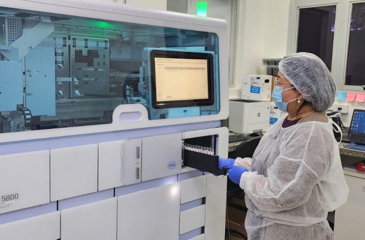 Lacen-MS conquista nota máxima em avaliação nacional de qualidade laboratorial promovida pela UFSC.