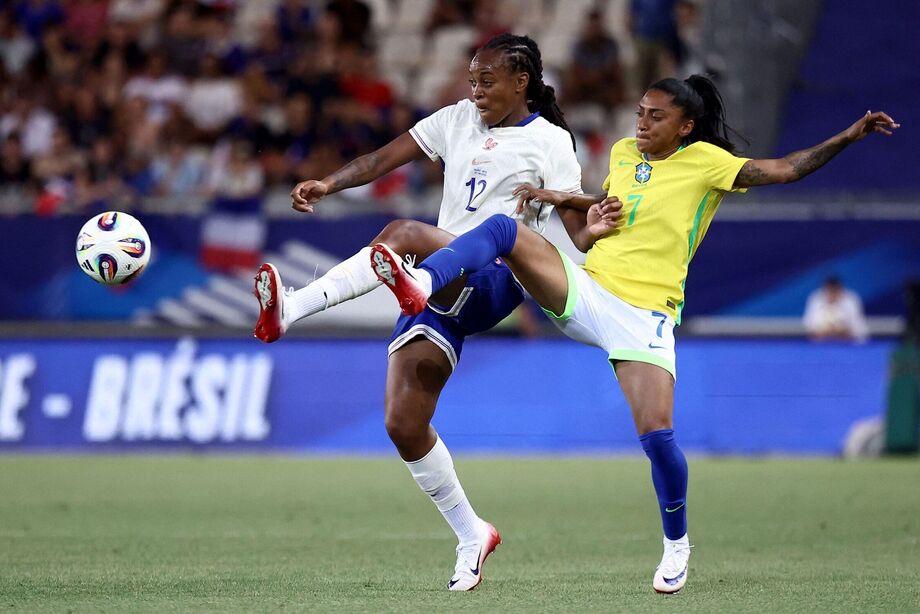 Marie-Antoinette Katoto fechou o placar para a seleção francesa, após Brasil abrir vantagem de 2 a 0.