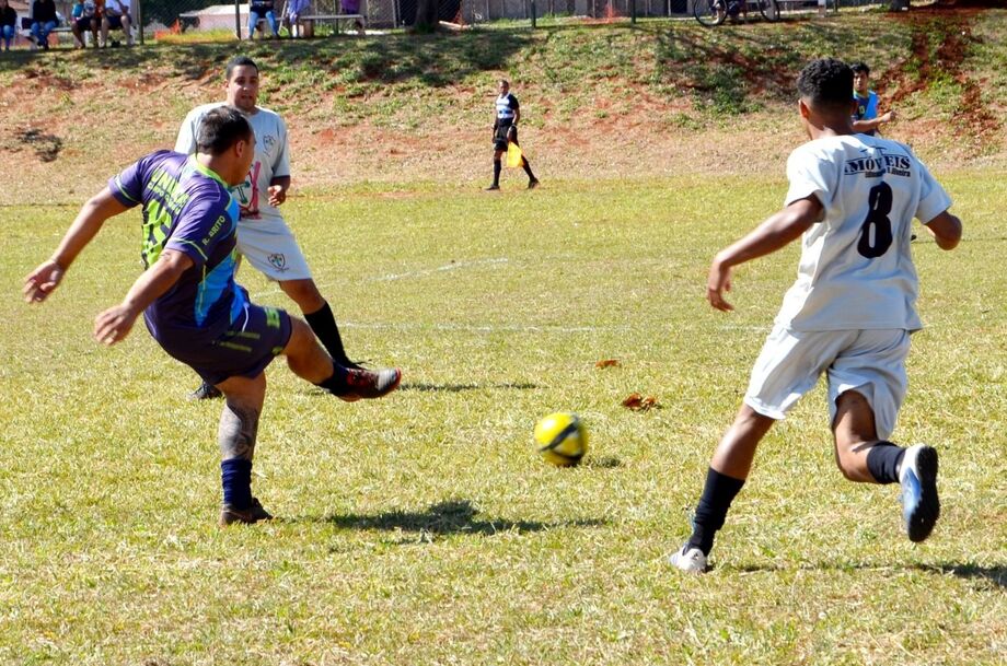 Prefeitura de Campo Grande prorroga inscrições da Copa de Futebol Amador até 27 de junho, com jogos em cinco regiões da capital.