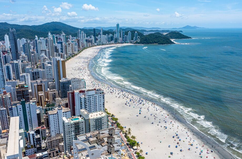 SC dispara e SP recua pela 1ª vez como destino de migrantes no Brasil, diz IBGE.
