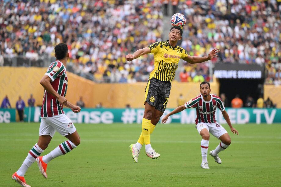 Fluminense teve superioridade em partida de estreia contra o Borussia Dortmund.
