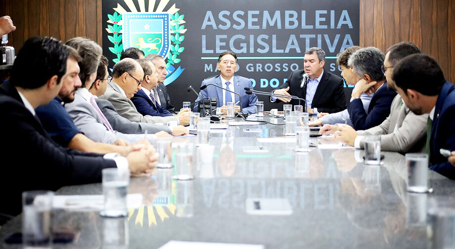 Governo de MS apresenta projeto que amplia rede hospitalar e cria PPP no HRMS para modernizar saúde.