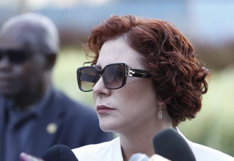 CCJ da Câmara abre prazo para Carla Zambelli apresentar defesa no processo de cassação