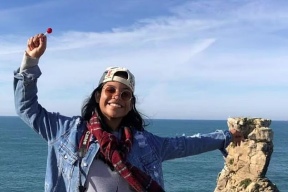 Juliana Marins, a brasileira de 26 anos que no sábado (21) caiu em um penhasco na trilha do Monte Rinjani, na Indonésia,. Foto: @julianamarins via Instagram