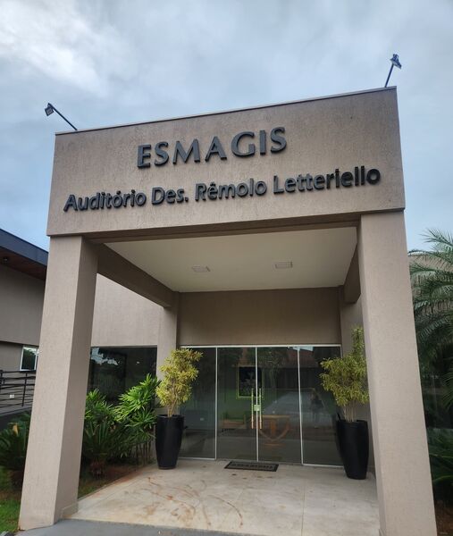 Curso gratuito ajuda quem quer entrar na carreira jurídica em MS