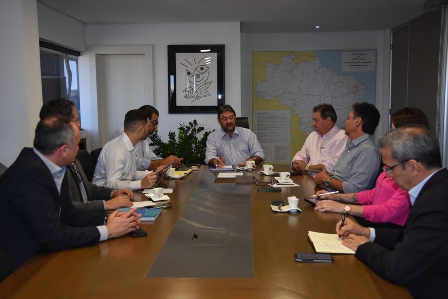 Prefeitura se reúne com FIEMS para discutir parceria público-privada para novas creches 