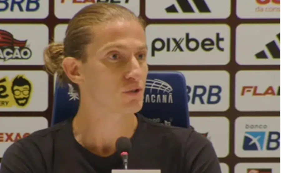 Filipe Luís detona Pedro após vitória do Fla: 'Atitude lamentável, beirou o ridículo'