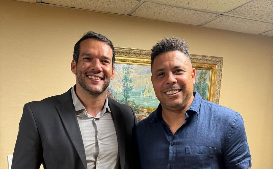 Presidente da CBF se encontra com Ronaldo nos EUA e diz: 'Portas estão sempre abertas'