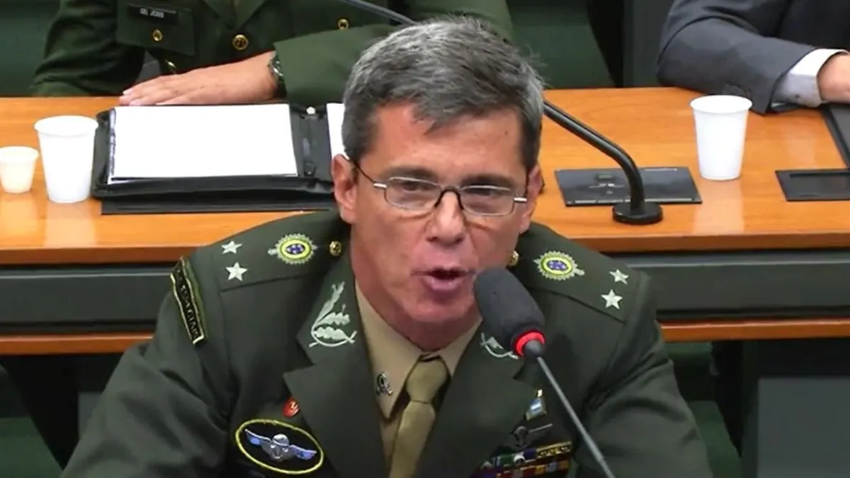 General Mário Fernandes confirma autoria de plano golpista, mas nega envolvimento com outros