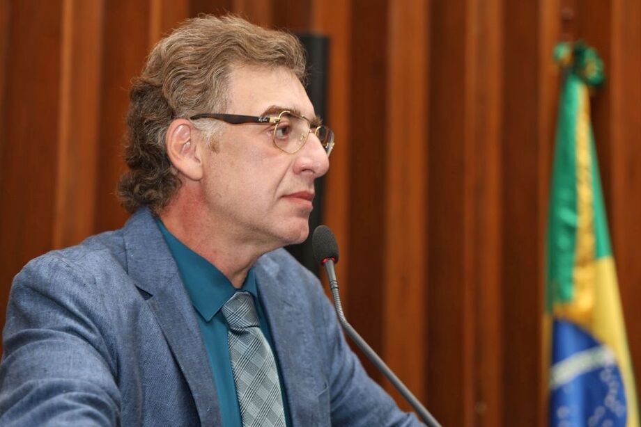 Neno Razuk é autor das matérias que tratam de conectividade rural e atendimento específico para o EJA