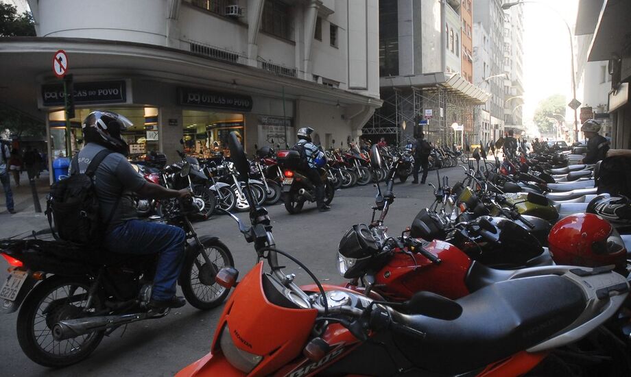 Frota de motocicletas no Brasil cresce 42% em 10 anos e atinge 35 milhões de unidades