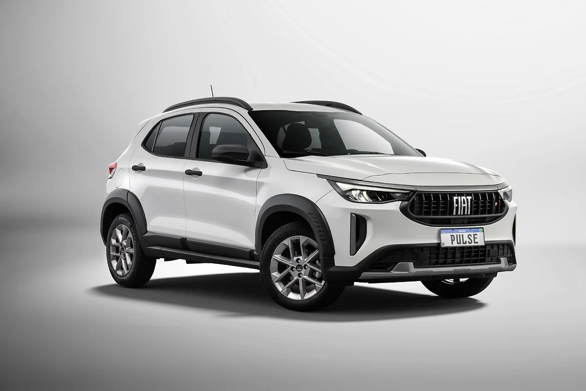Fiat realiza feirão de fábrica com descontos de até R$ 25 mil e financiamento sem juros para modelos 2025, incluindo Pulse, Fastback, Toro e Strada