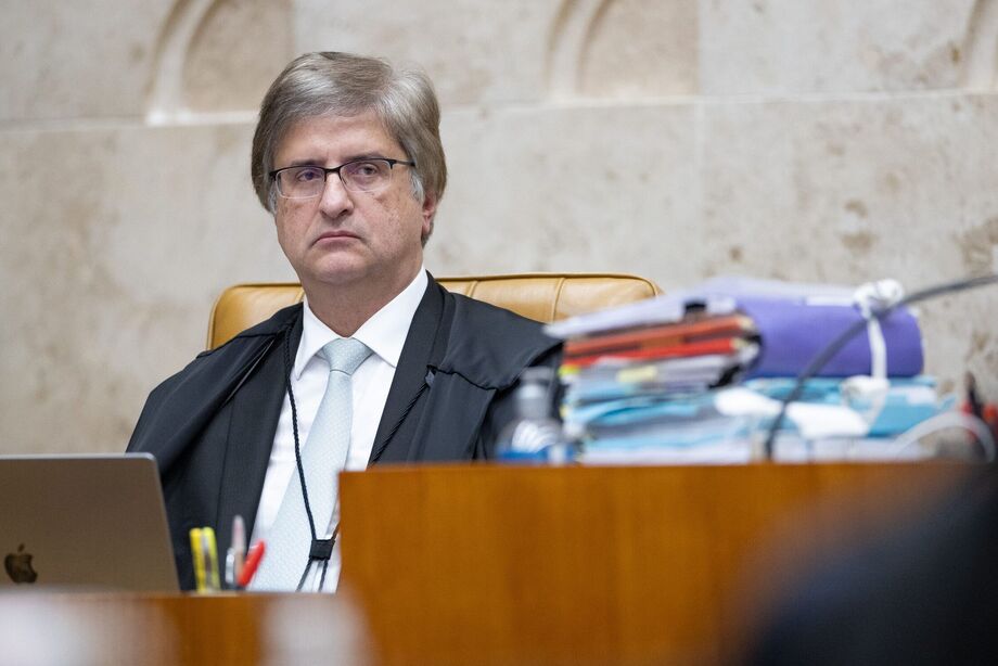 Após perder visto americano, procurador-geral da República Paulo Gonet recebe carta de solidariedade do ministro aposentado Celso de Mello