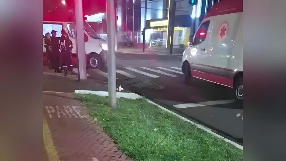 Acidente aconteceu no cruzamento da Avenida Afonso Pena com a Rua 13 de Maio, em frente à Praça Ary Coelho