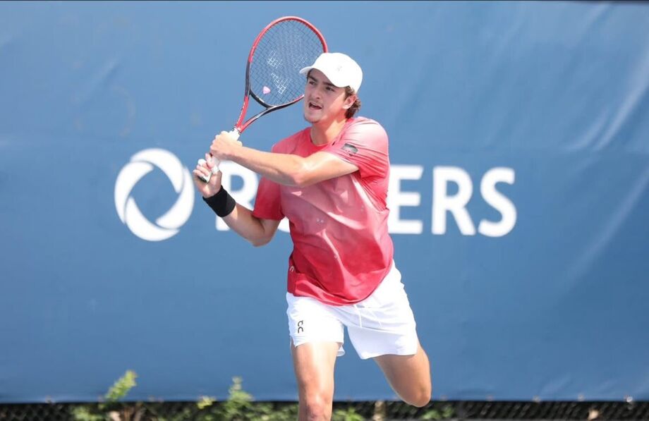 João Fonseca em ação no Masters 1000 de Toronto.