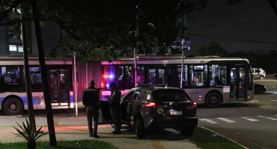 Ataques a Ônibus têm deixado moradores de São Paulo assustados com a situação