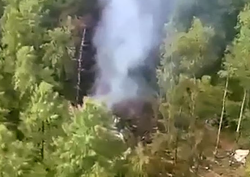 Vista aérea do local da queda do avião de passageiros Antonov AN-24 fora da cidade de Tynda, na região de Amur, no extremo leste da Rússia