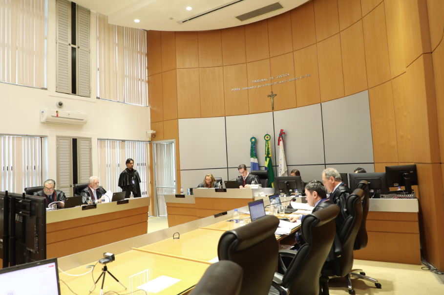 TJMS mantém condenação de empresária por infrações ao Estatuto da Criança e do Adolescente.