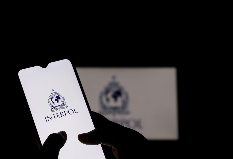 Interpol classificou como 'crise global' a questão do tráfico de pessoas para centrais de crimes digitais.