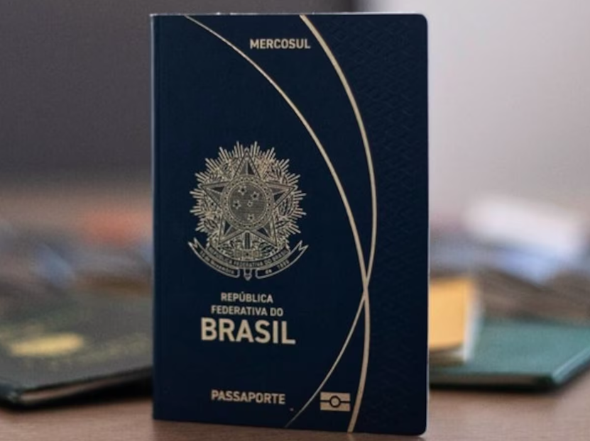Passaporte brasileiro dá acesso a 170 países sem a necessidade de visto prévio.