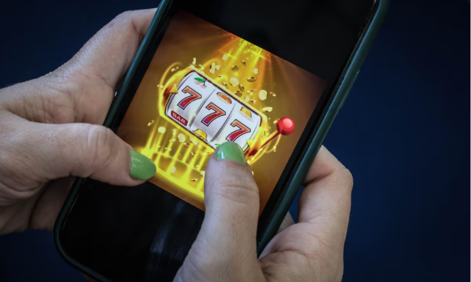 Jovens adiam entrada no ensino superior particular por conta de orçamento comprometido com apostas online