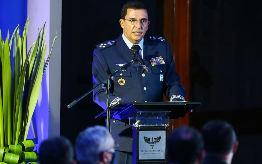 Ex-comandante da Aeronáutica Carlos Almeida Baptista Junior