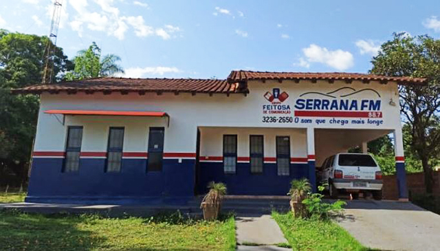 Rádio Serrana FM celebra 15 anos um dia antes dos 135 anos de Nioaque, reforçando seu papel central na vida do município.