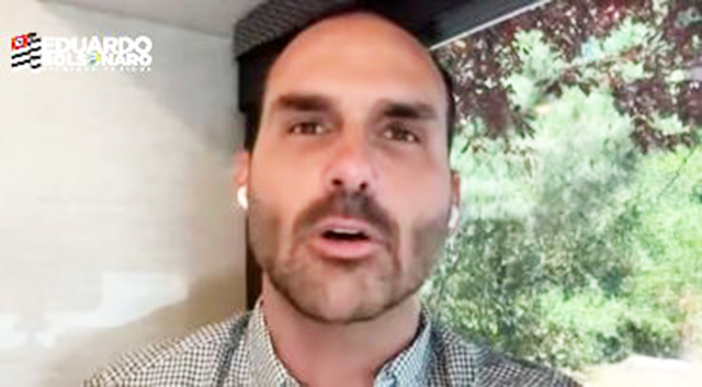Deputado Eduardo Bolsonaro ameaça ministro do STF em vídeo polêmico sobre fake news e Trump