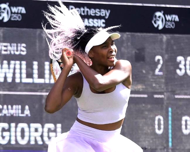A tenista Venus Williams, de 45 anos, volta às quadras após um ano de ausência