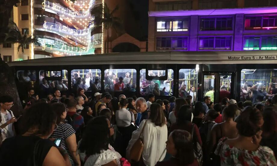 421 veículos foram depredados na capital paulista