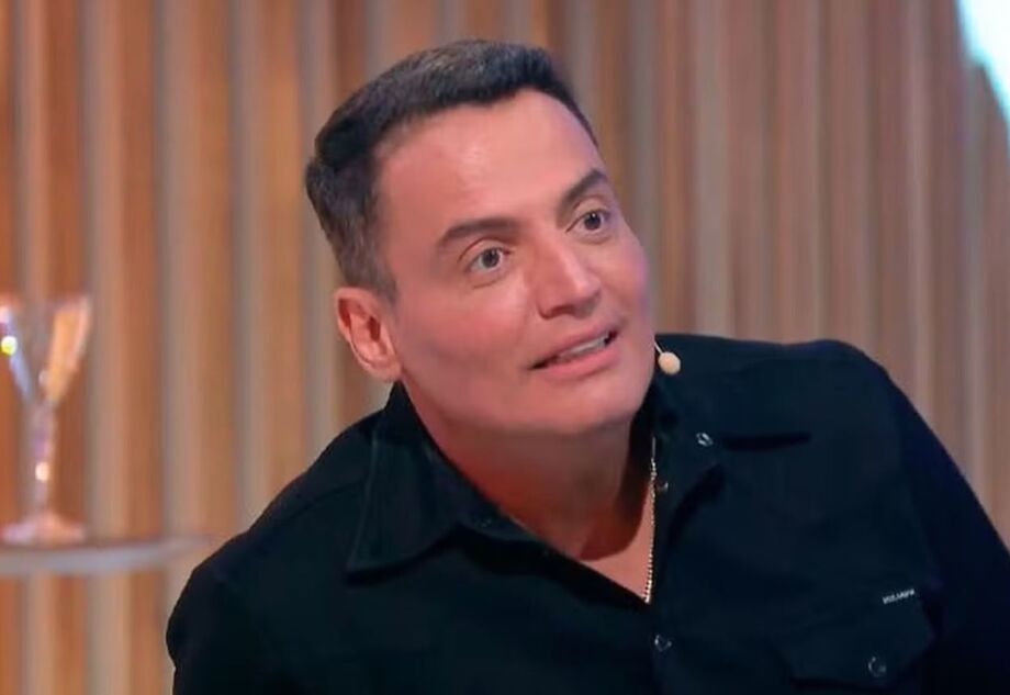 Após um suposto desentendimento com a diretoria do SBT, Leo Dias segue afastado do Fofocalizando.