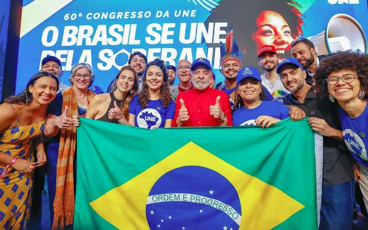 Presidente da República, Luiz Inácio Lula da Silva, durante cerimônia de abertura do 60º CONUNE  Congresso da União Nacional dos Estudantes. Centro de Cultura e Eventos da Universidade Federal de Goiás, Goiânia - GO.