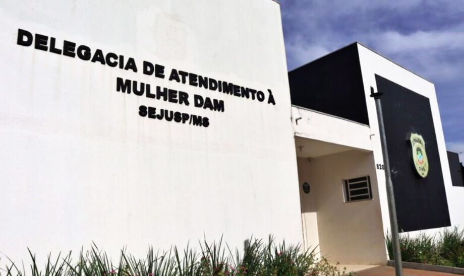 Caso foi registrado na Delegacia de Atendimento à Mulher
