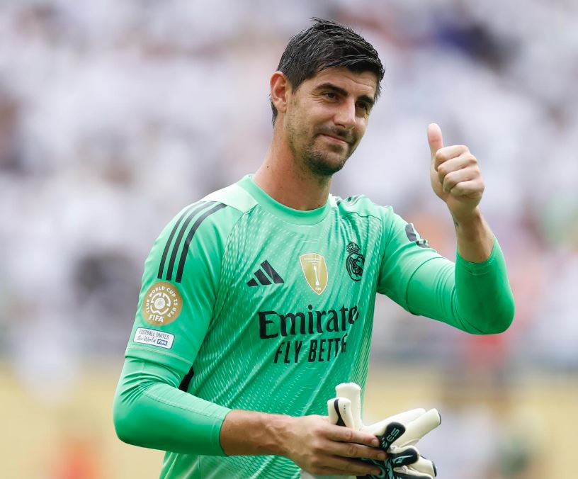 O goleiro que está no Real Madrid extende seu contrato por mais um ano com os blancos